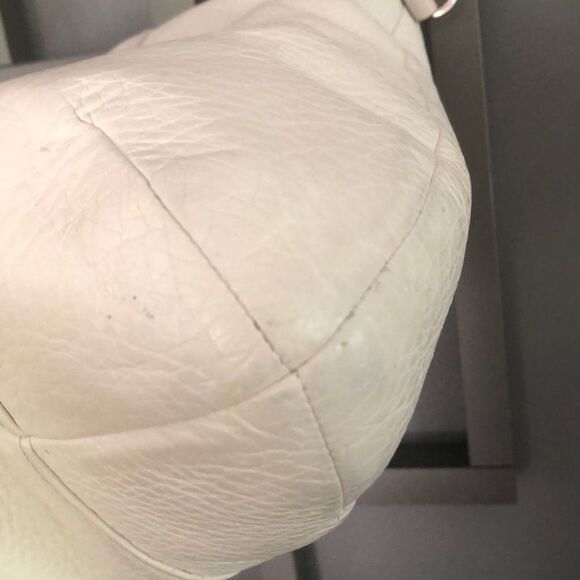 Coach Eastwest Isabell hobo, cream, beige handbag - Picture 8 of 12